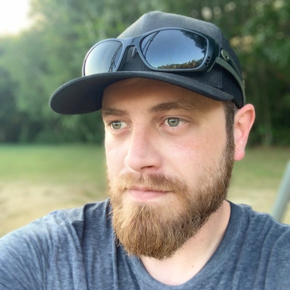 Meet your Posher, Chris - Picture 1 of 1